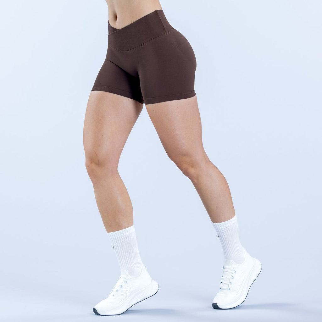 ELEVATE Short- Cocoa Fit