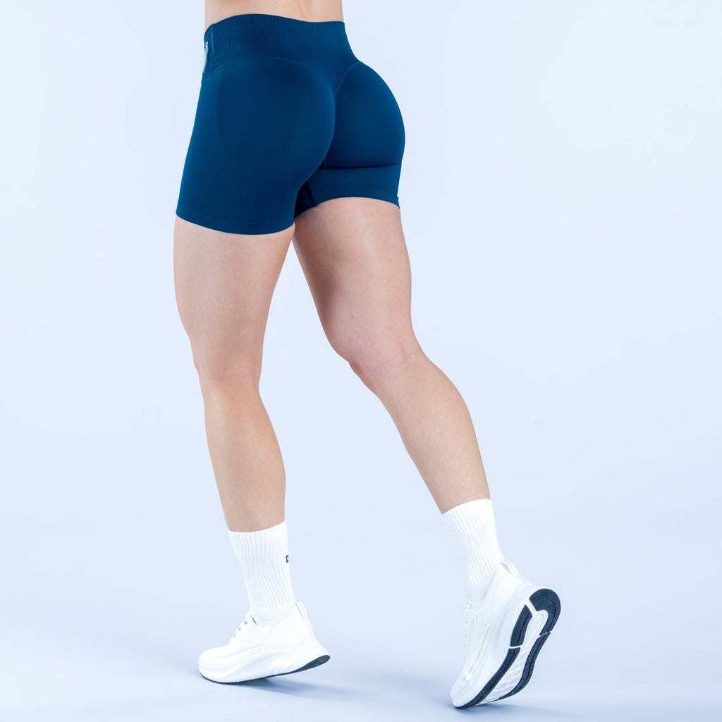 ELEVATE Short- Power Blue