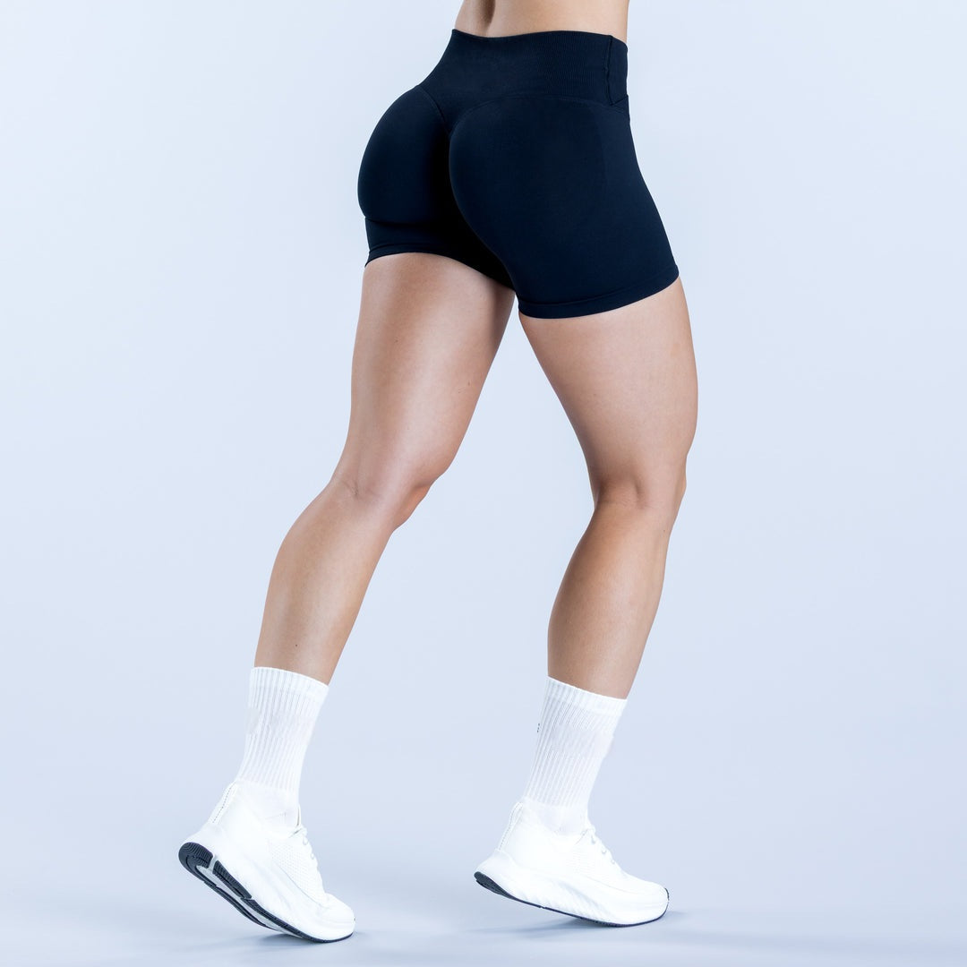 ELEVATE Short- Midnight Black