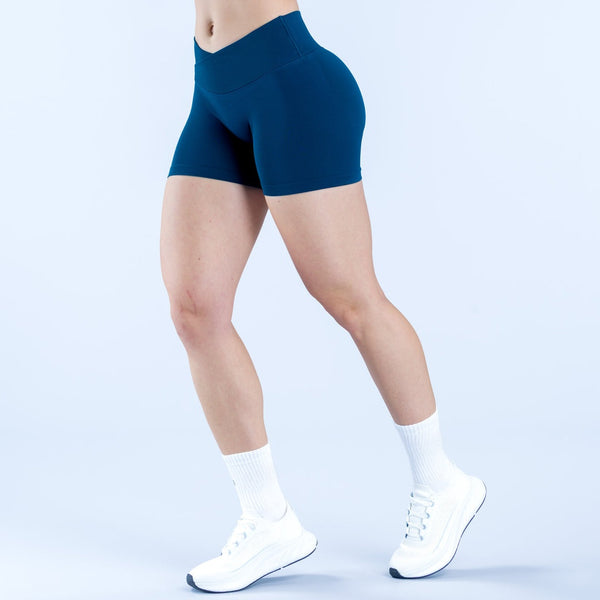 ELEVATE Short- Power Blue