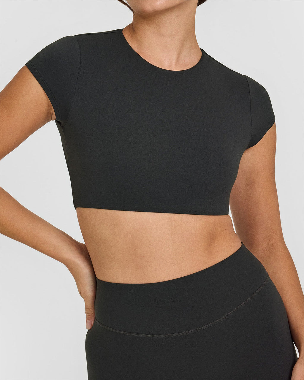 Eclipse - Short Sleeve Crop Top Noir