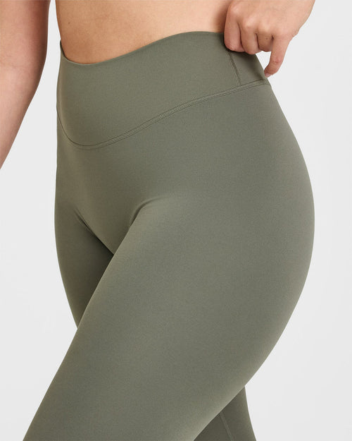 Eclipse Leggings- Aurora Olive (Sin Scrunch)