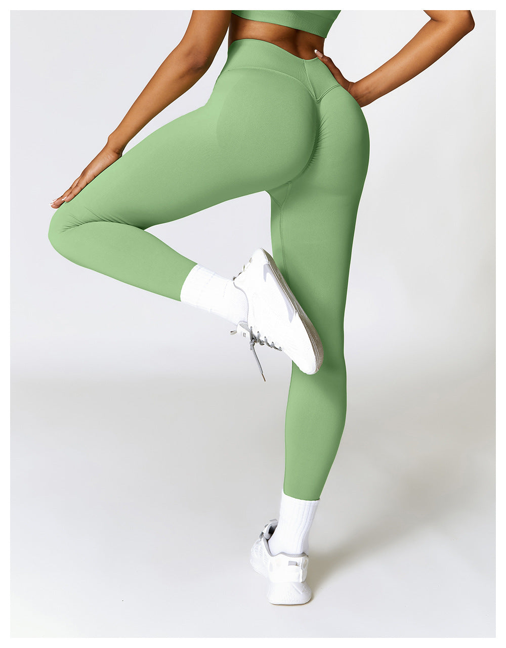 V-Cut Leggings Ethereal Green